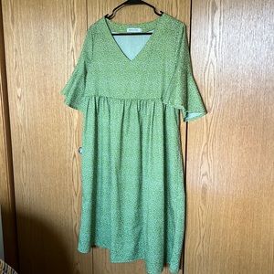 Dainty floral print dress